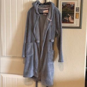 NWOT Victoria secret robe super soft!